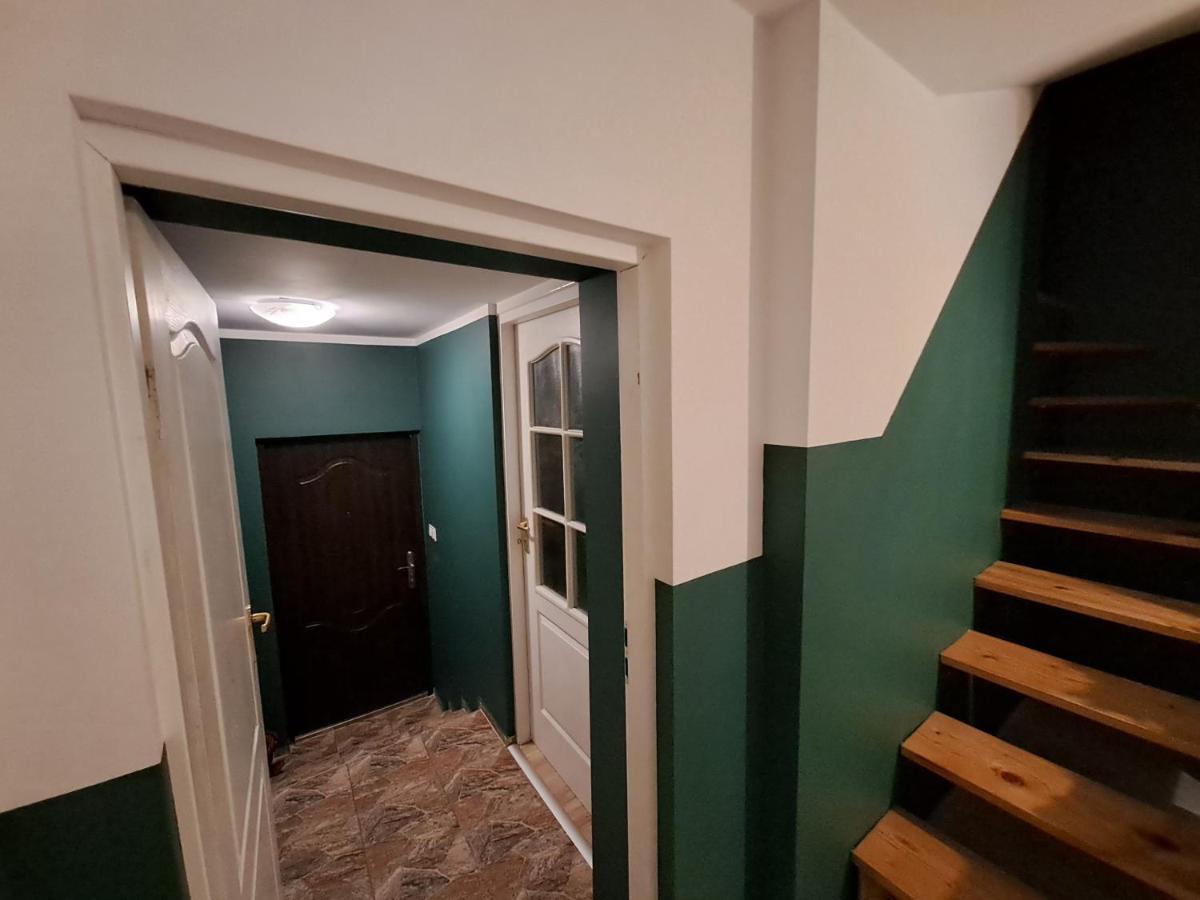 Twoja Przestrzen Noclegi Pokoje Mieszkanie Do Wynajecia Nowy Sącz エクステリア 写真